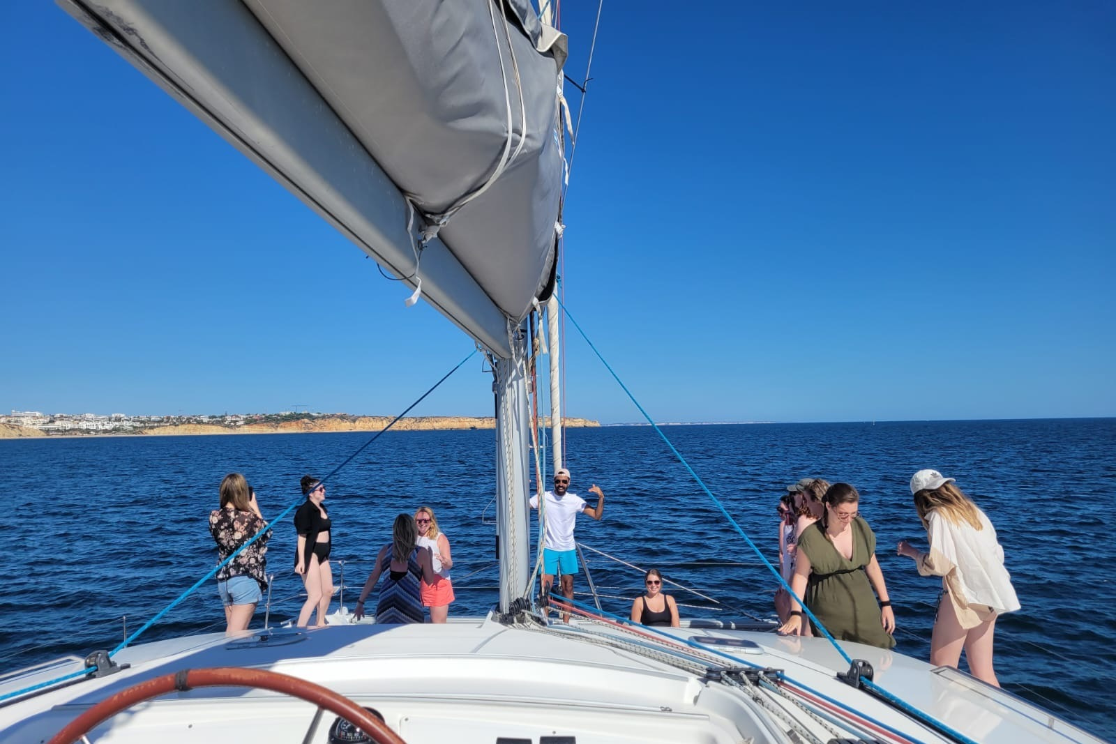 2006 Lagoon 440 a noleggio (photo 2)