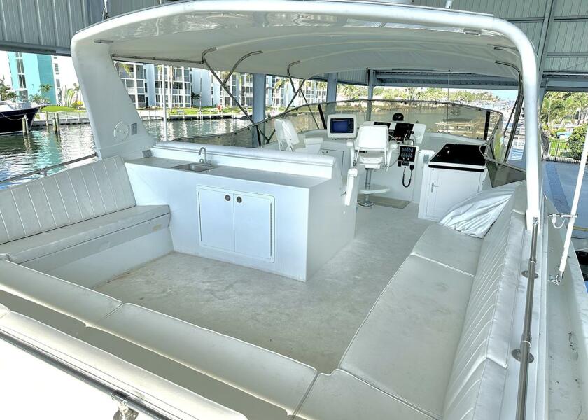 1994 Hatteras Cockpit Motoryacht for sale (photo 30)