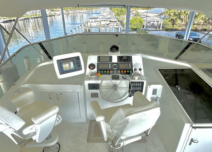 1994 Hatteras Cockpit Motoryacht for sale (photo 33)