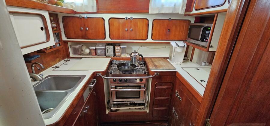 1980 Gulfstar Sailmaster for sale (photo 12)