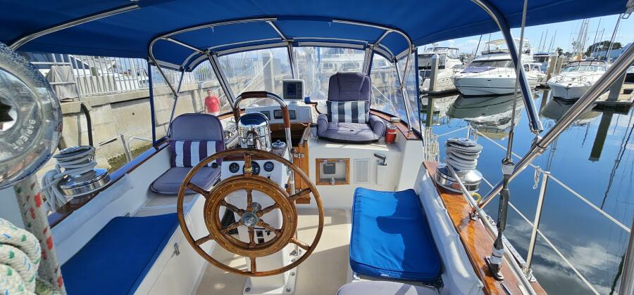 1980 Gulfstar Sailmaster for sale (photo 16)