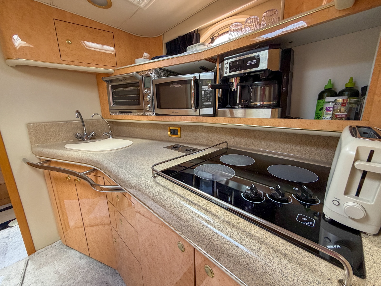 1997 Sea Ray 450 Sundancer zu verkaufen (photo 8)