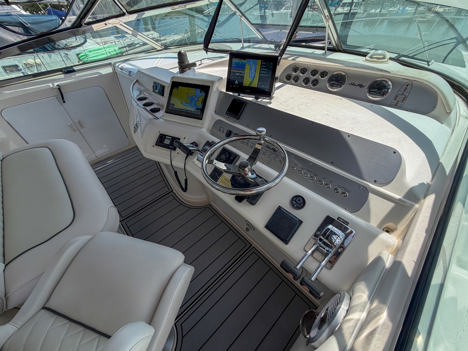 1997 Sea Ray 450 Sundancer zu verkaufen (photo 26)