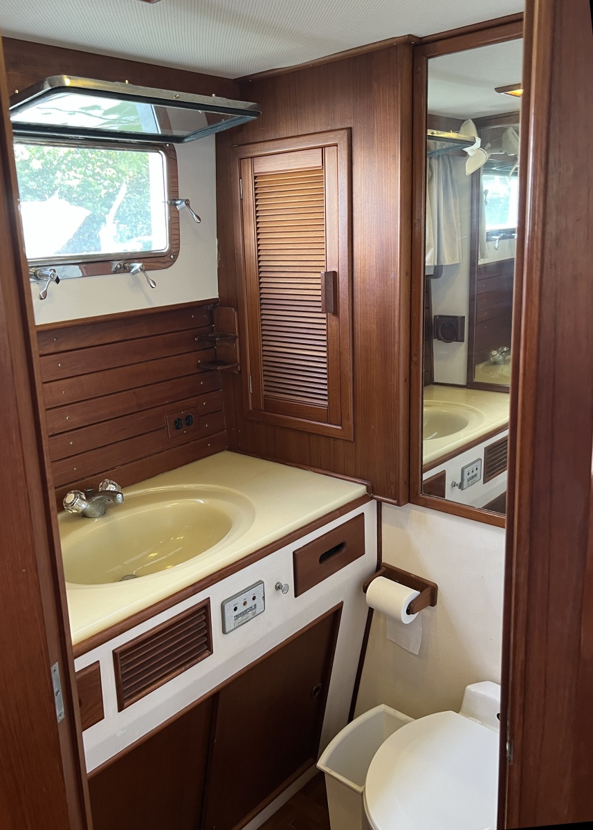 1991 Grand Banks Motoryacht à venda (photo 24)