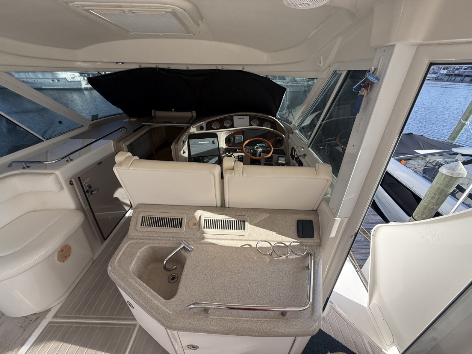 2004 Sea Ray 390 Motor Yacht zu verkaufen (photo 5)