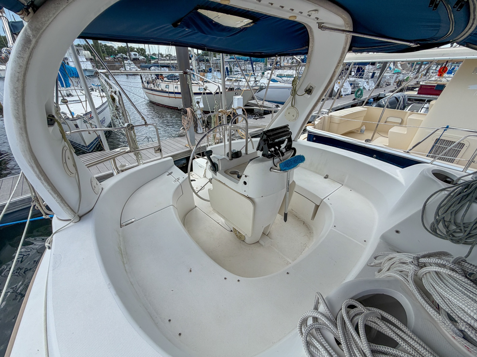 1999 Hunter 380 na sprzedaż (photo 23)