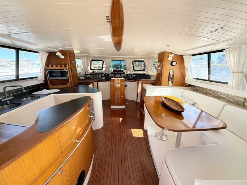1999 Fountaine Pajot Maryland 37 for sale (photo 3)