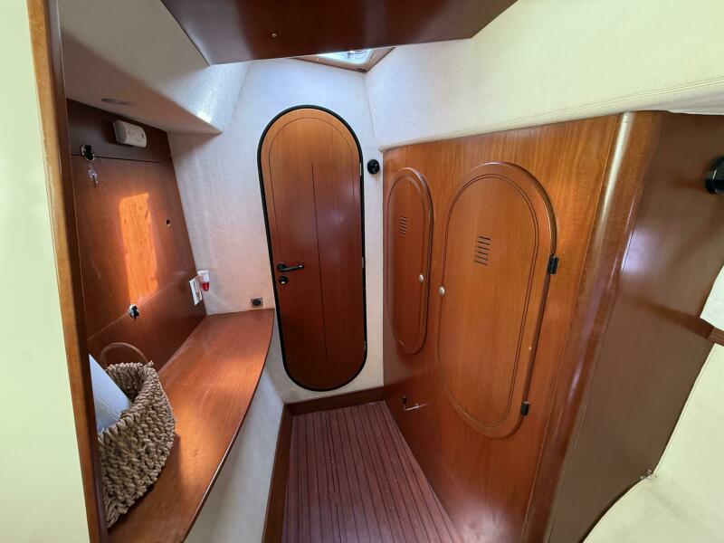 1999 Fountaine Pajot Maryland 37 for sale (photo 17)
