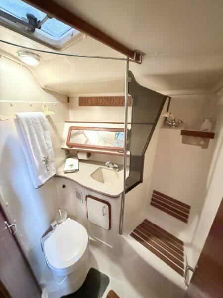 1991 Hunter Passage 42 à vendre (photo 8)