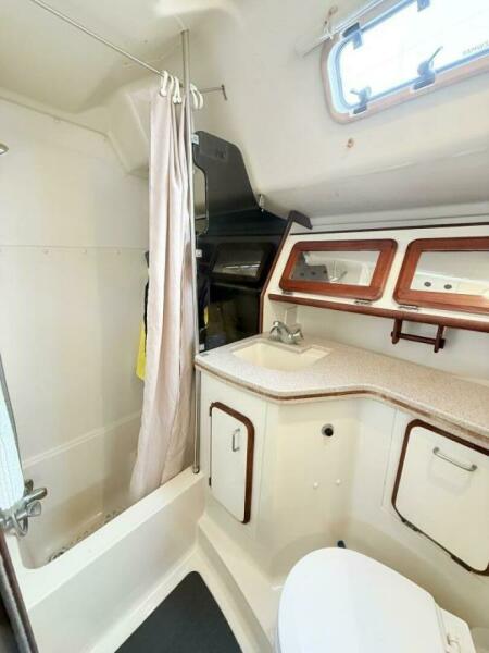 1991 Hunter Passage 42 à vendre (photo 11)
