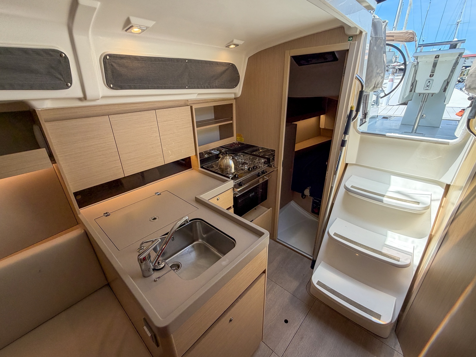 2024 Beneteau 34.1 zu verkaufen (photo 8)