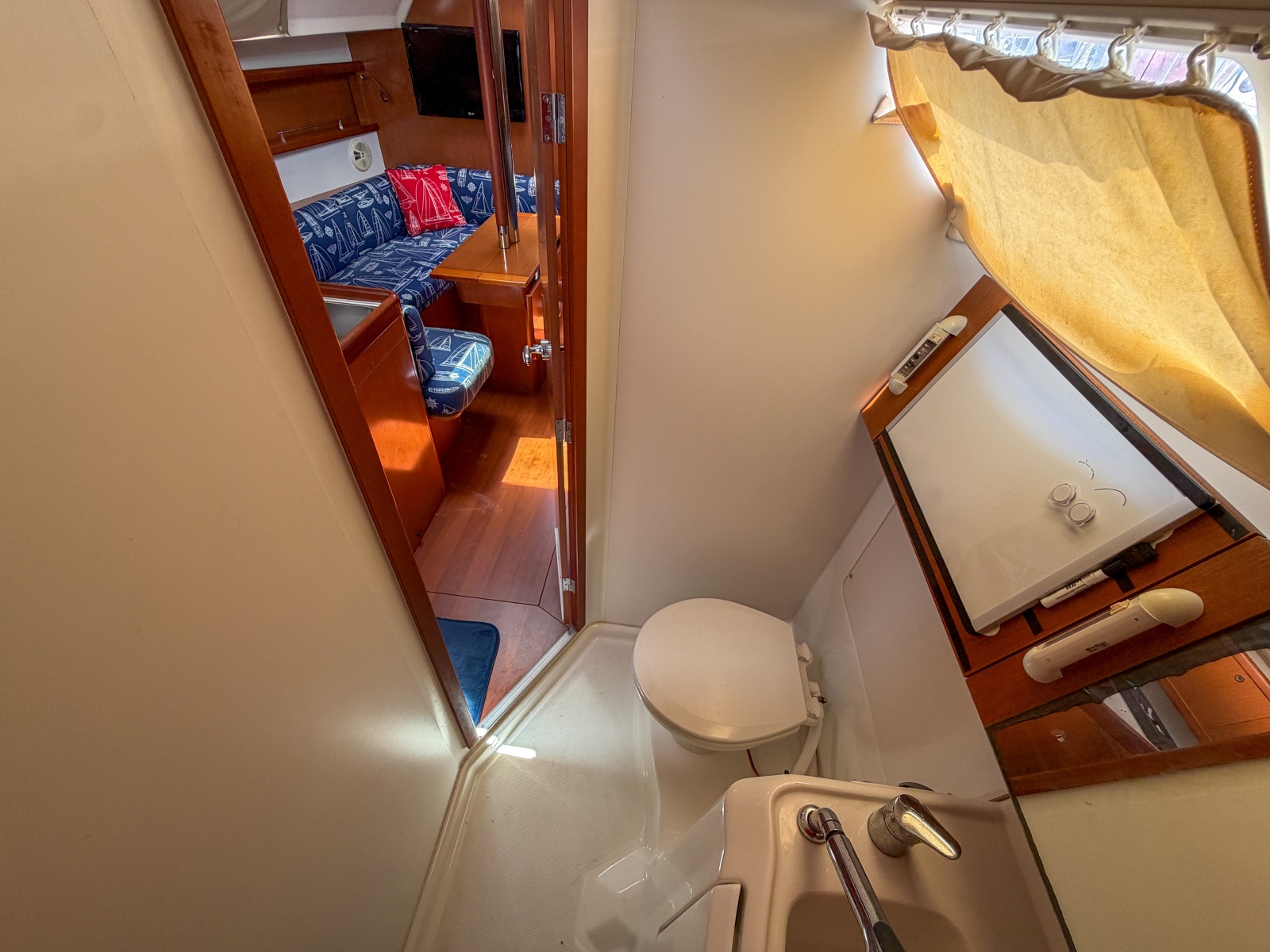 2011 Beneteau Oceanis 34 zu verkaufen (photo 19)