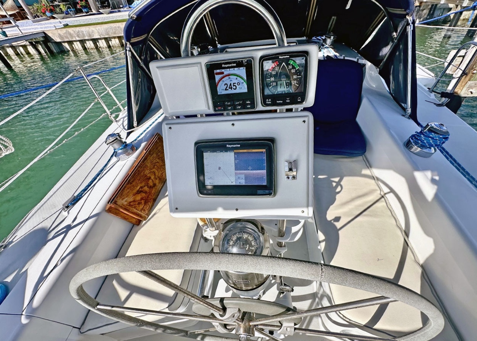 1996 Catalina 320 en venta (photo 15)