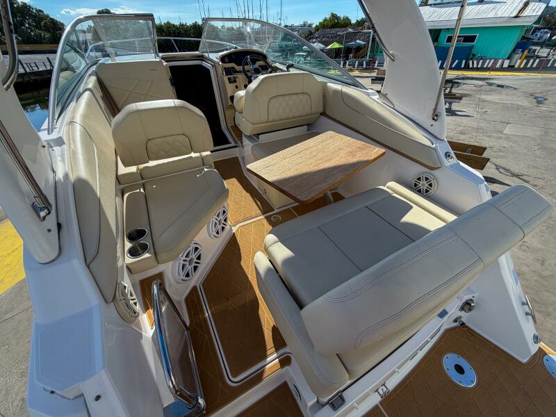 2020 Regal 26 Express te koop (photo 25)