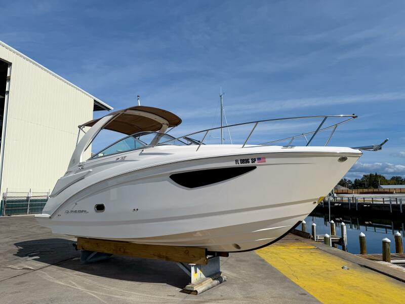 2020 Regal 26 Express te koop (photo 38)