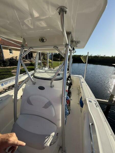 2006 Boston Whaler 240 Outrage na sprzedaż (photo 5)