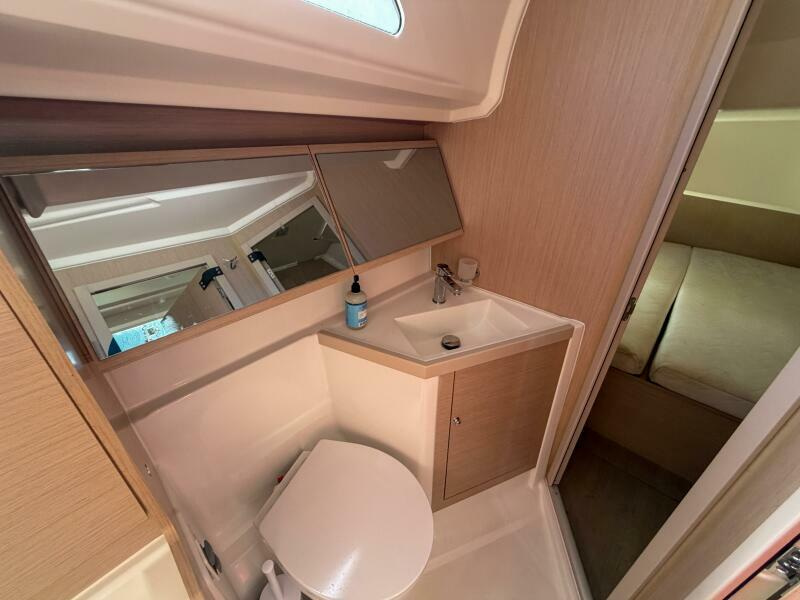2022 Beneteau 40.1 te koop (photo 20)