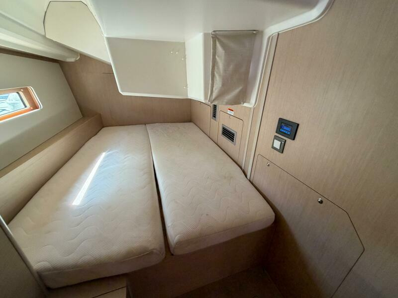 2022 Beneteau 40.1 te koop (photo 23)