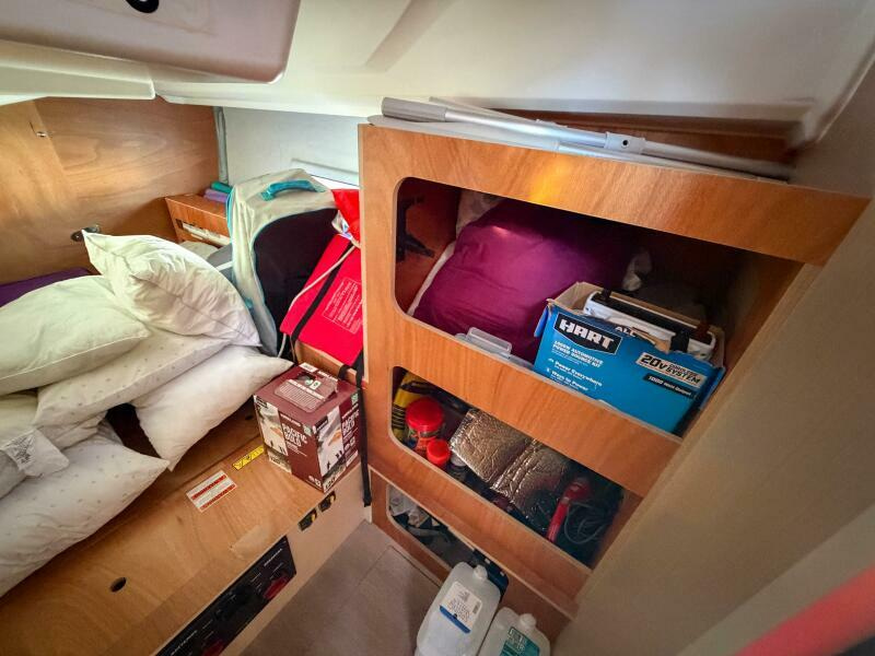 2022 Beneteau 40.1 te koop (photo 27)