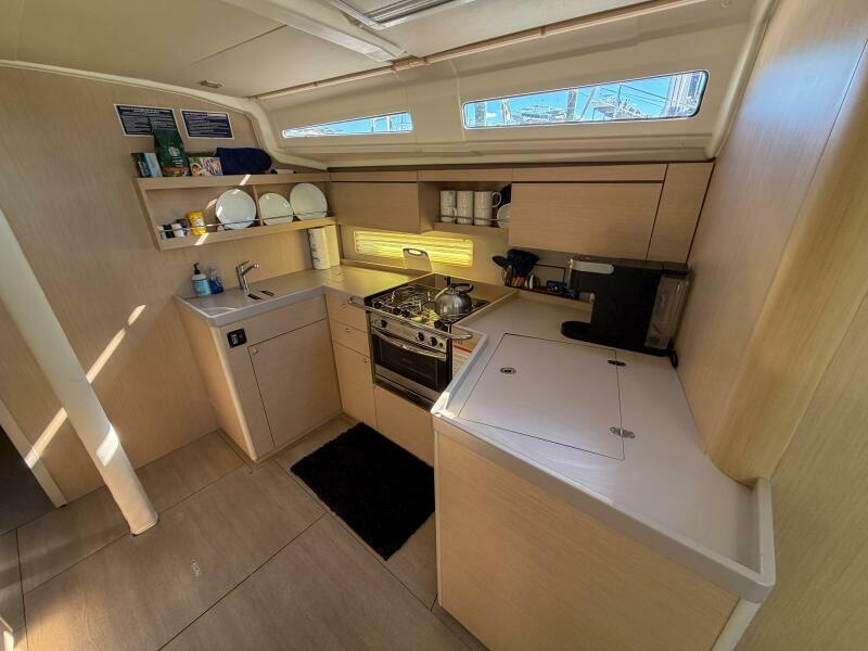 2022 Beneteau 40.1 te koop (photo 36)