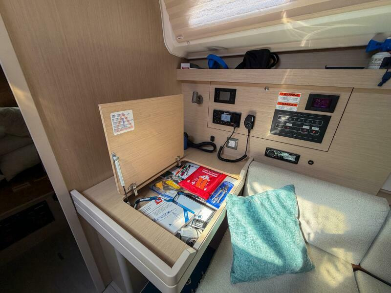2022 Beneteau 40.1 te koop (photo 39)