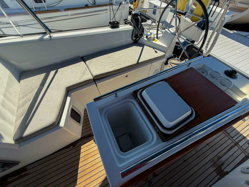 2022 Beneteau 40.1 te koop (photo 89)