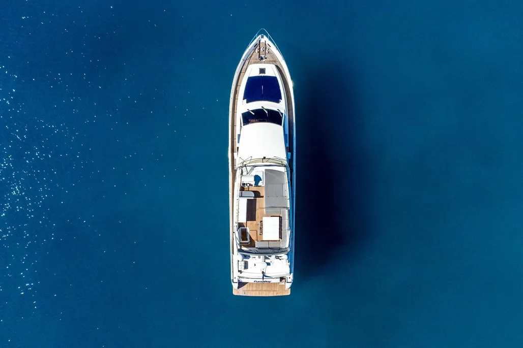 1999 Ferretti Yachts 80 for sale (photo 8)