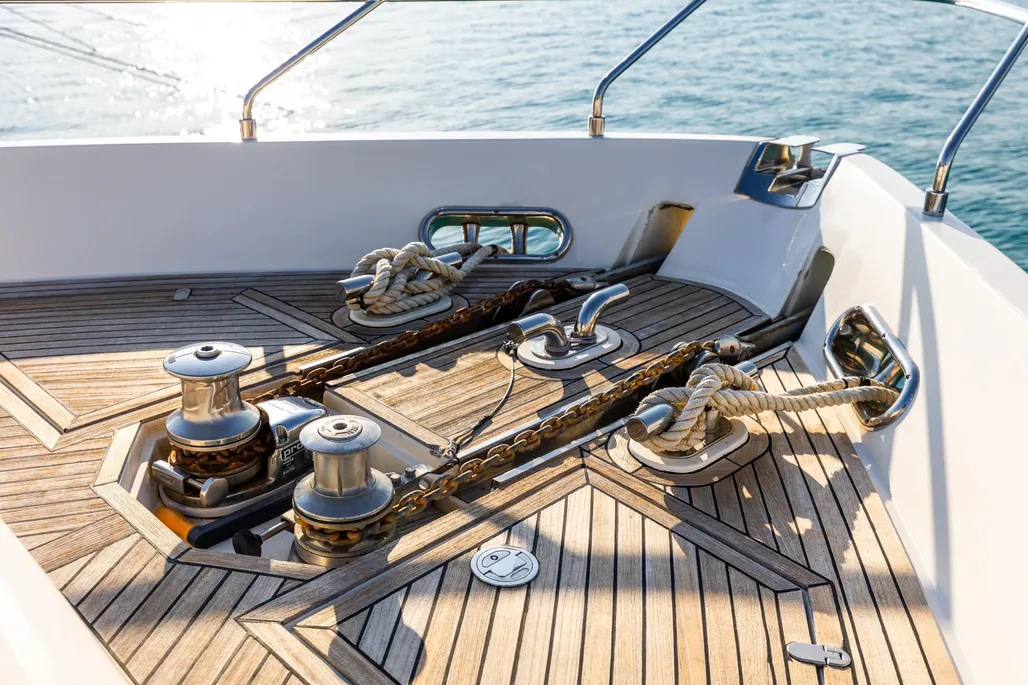1999 Ferretti Yachts 80 for sale (photo 27)