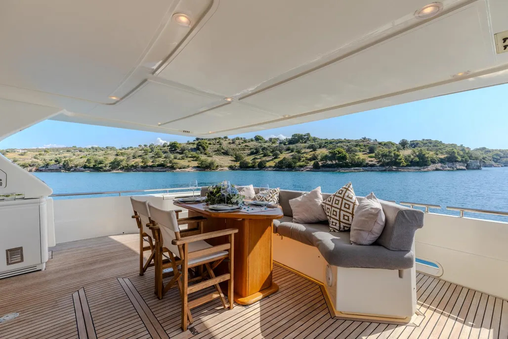 1999 Ferretti Yachts 80 for sale (photo 49)