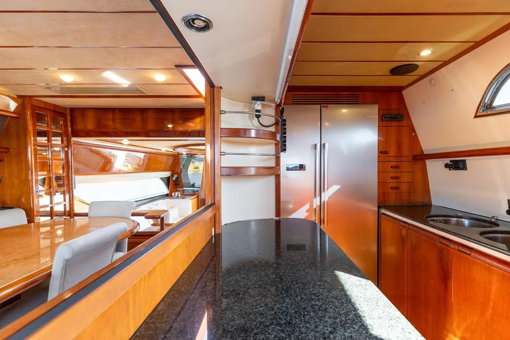 1999 Ferretti Yachts 80 for sale (photo 65)