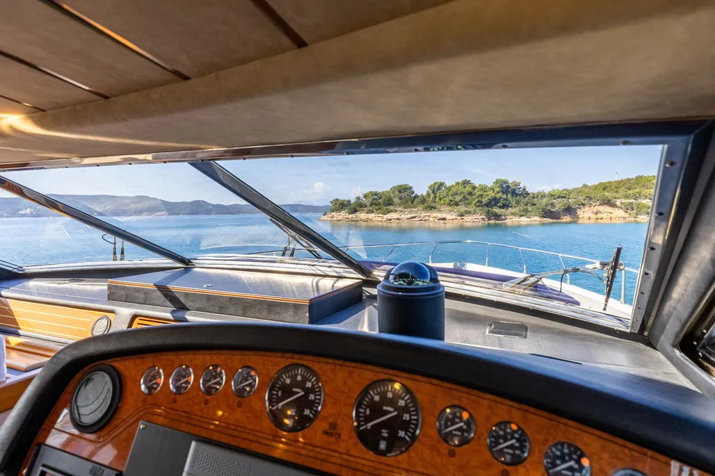 1999 Ferretti Yachts 80 for sale (photo 71)