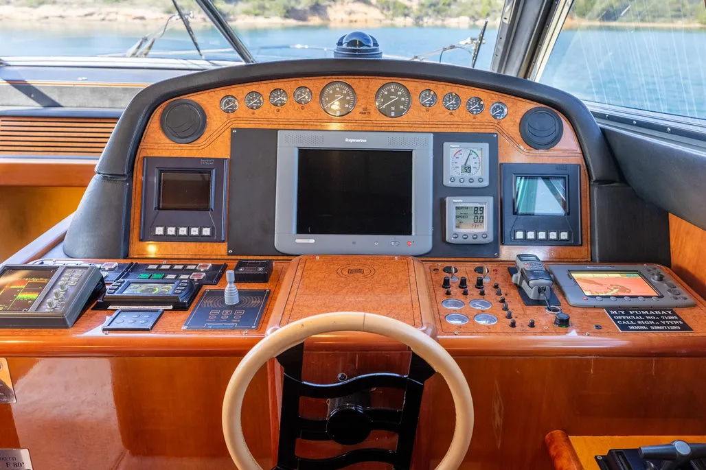 1999 Ferretti Yachts 80 for sale (photo 74)
