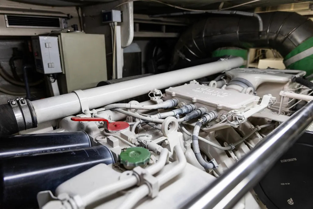 1999 Ferretti Yachts 80 for sale (photo 127)