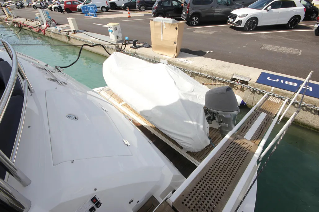 2006 Sunseeker 75 Yacht in vendita (photo 10)