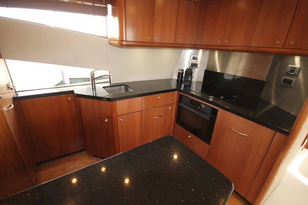 2006 Sunseeker 75 Yacht in vendita (photo 25)