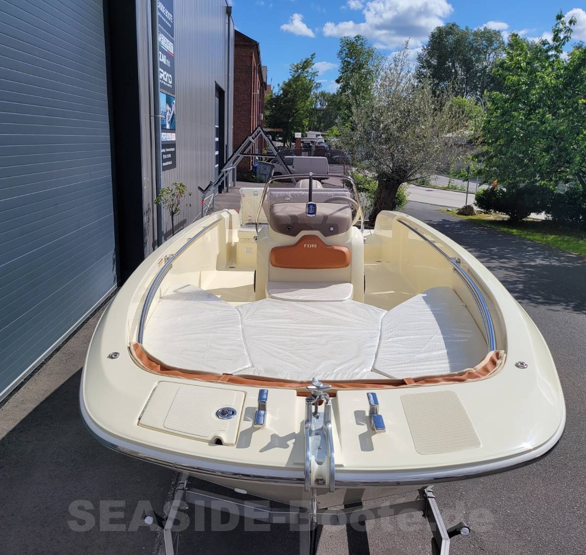 2021 Invictus Capoforte FX190 + Yamaha 115 PS - Lagerneuboot zu verkaufen (photo 4)