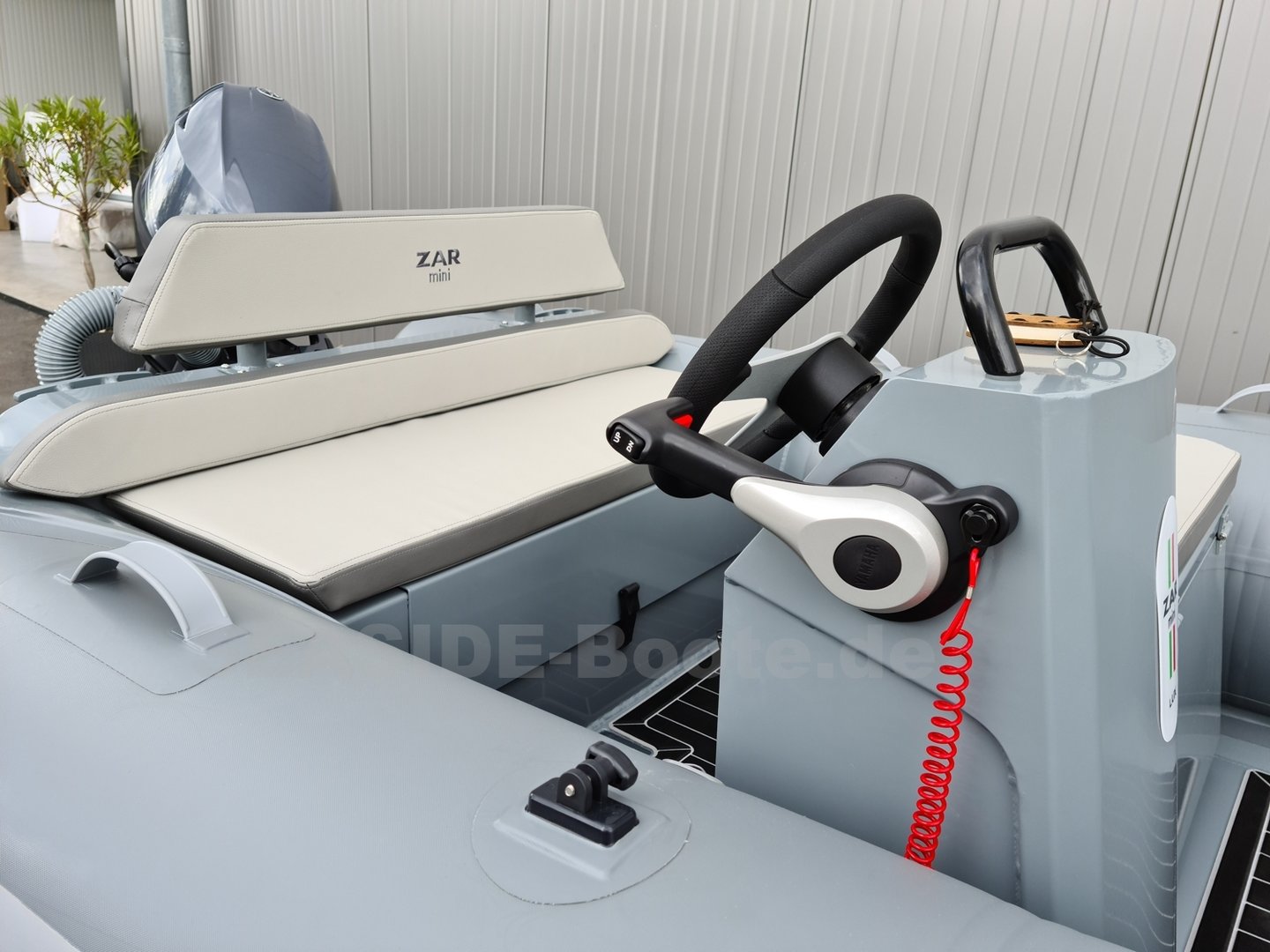 2026 ZAR Mini Lux 13 GREYLINE, Länge 3.90m + Yamaha 15PS (Führerscheinfrei) zu verkaufen (photo 2)