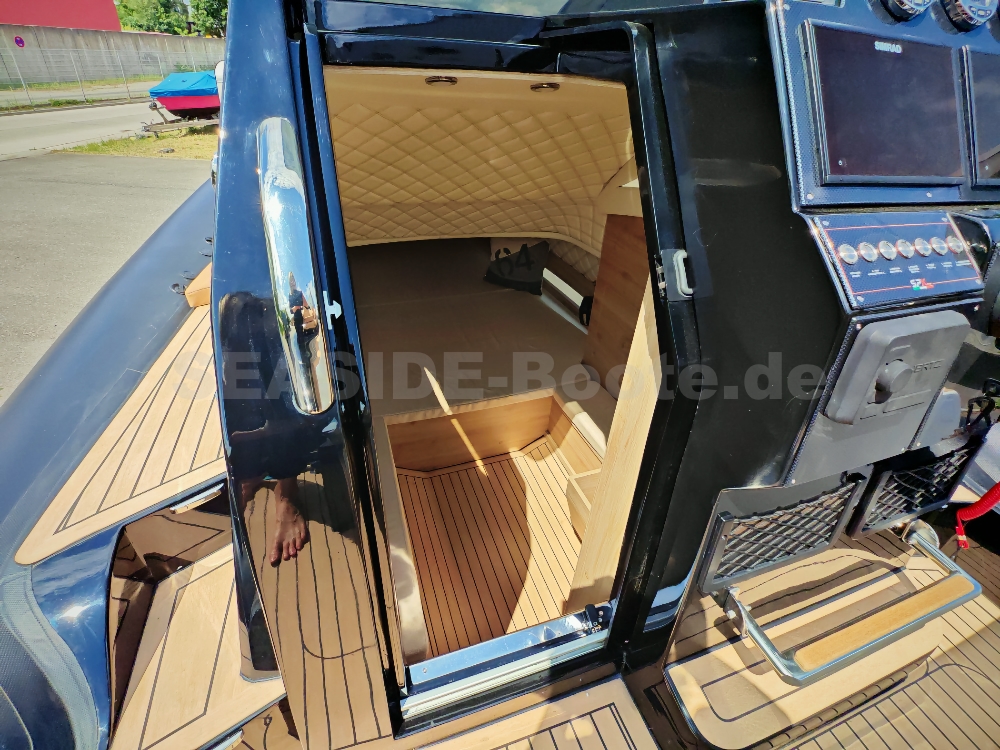 2024 SPX RIB 32 Dinette + Mercury 2x 300 HP – Demonstration Boat zu verkaufen (photo 6)