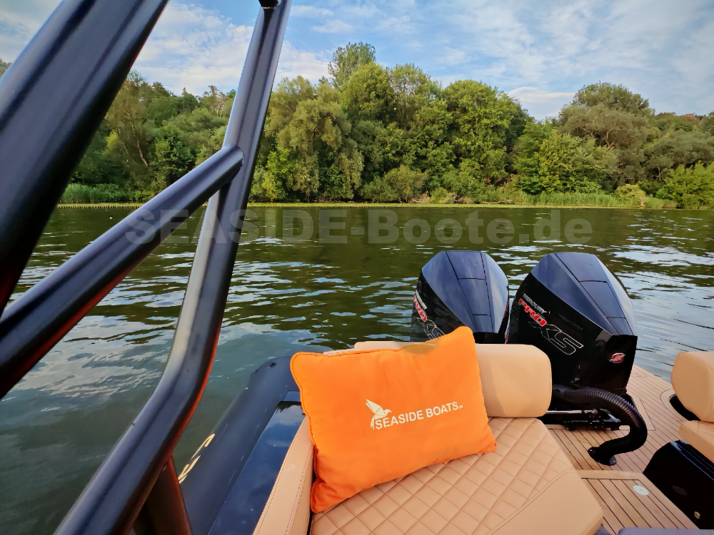 2024 SPX RIB 32 Dinette + Mercury 2x 300 HP – Demonstration Boat zu verkaufen (photo 8)