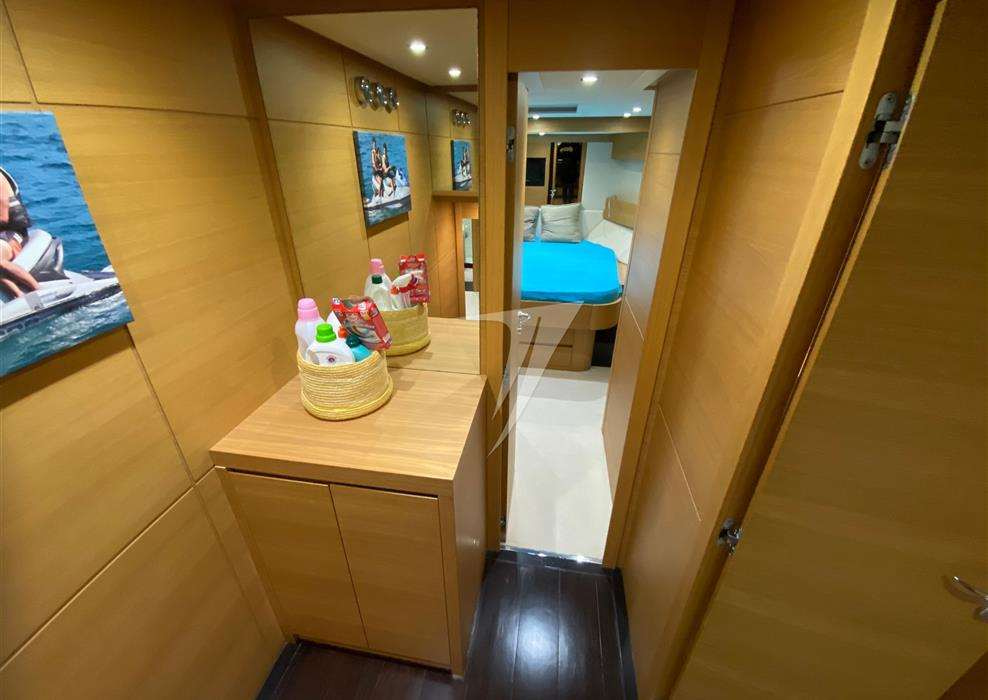 2010 Pershing 64 zu verkaufen (photo 5)