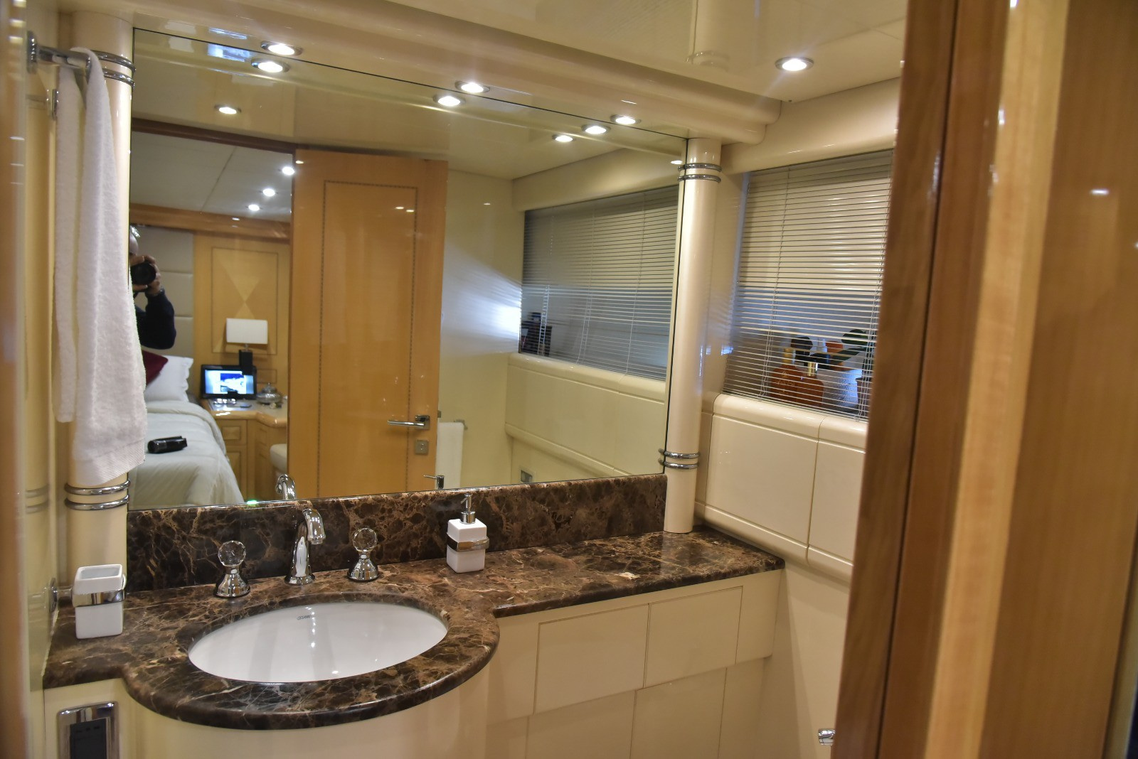 2002 Overmarine Mangusta 72 zu verkaufen (photo 8)