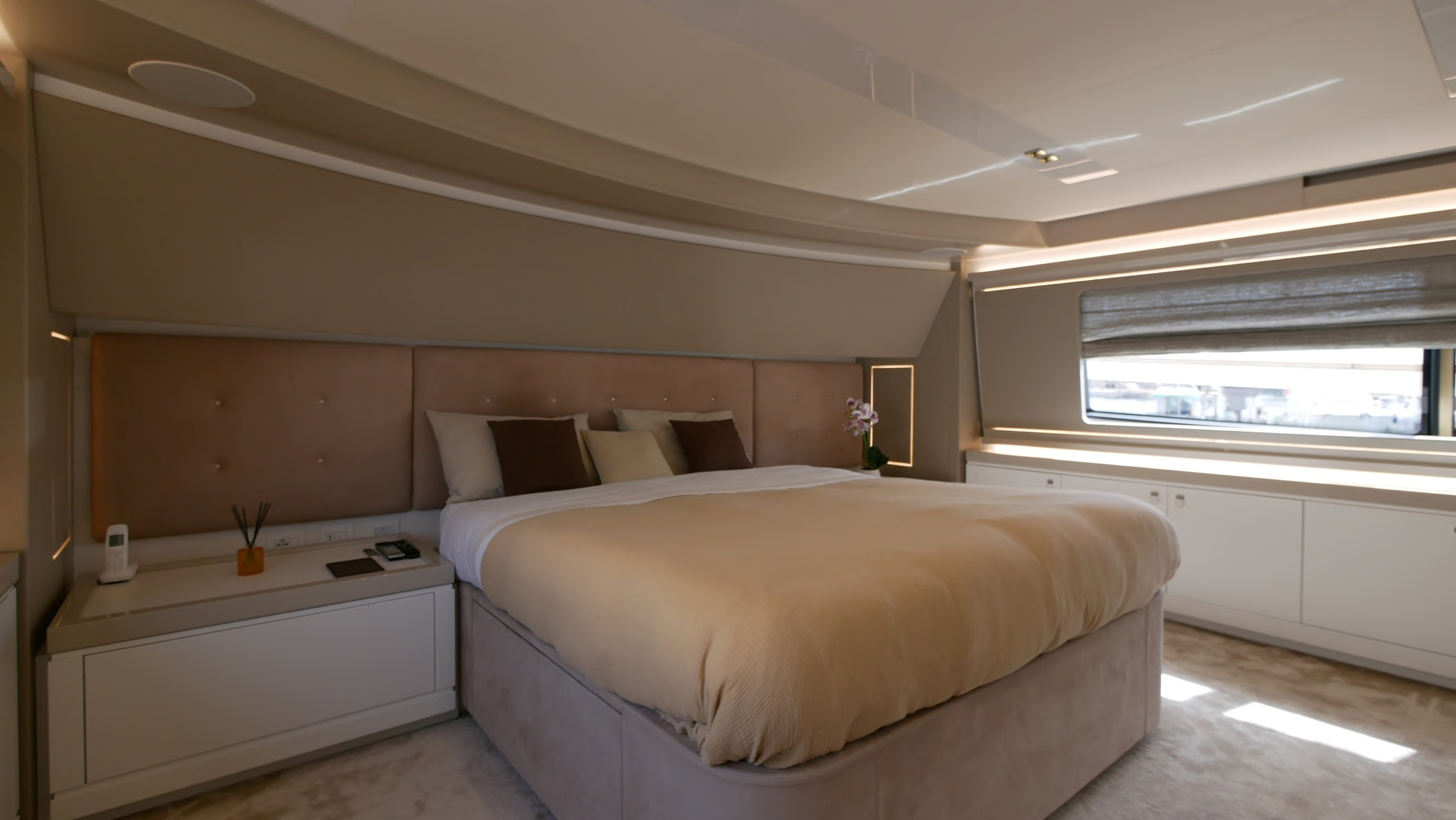 2016 Custom Line Navetta 28 in vendita (photo 8)