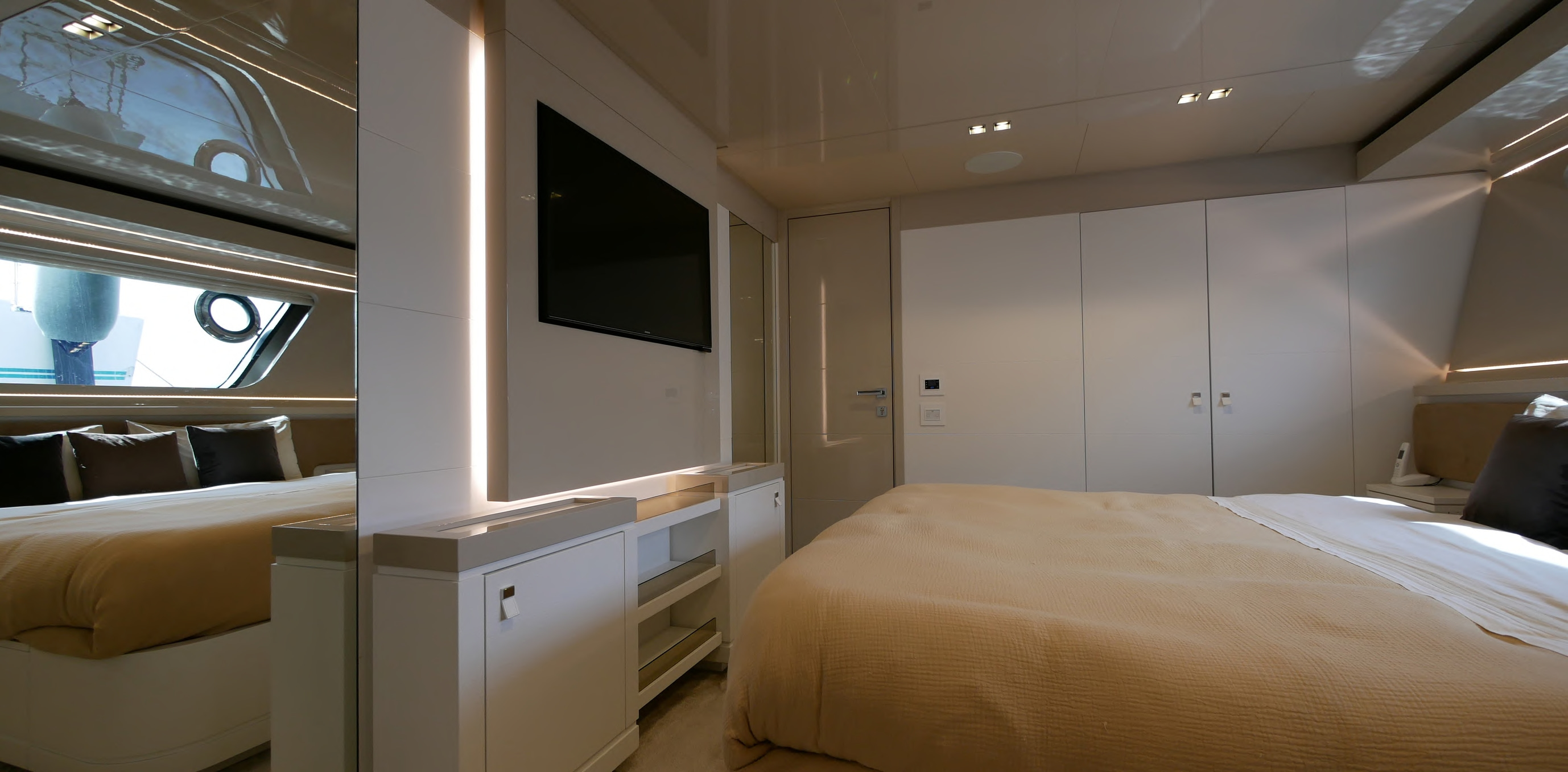 2016 Custom Line Navetta 28 in vendita (photo 9)