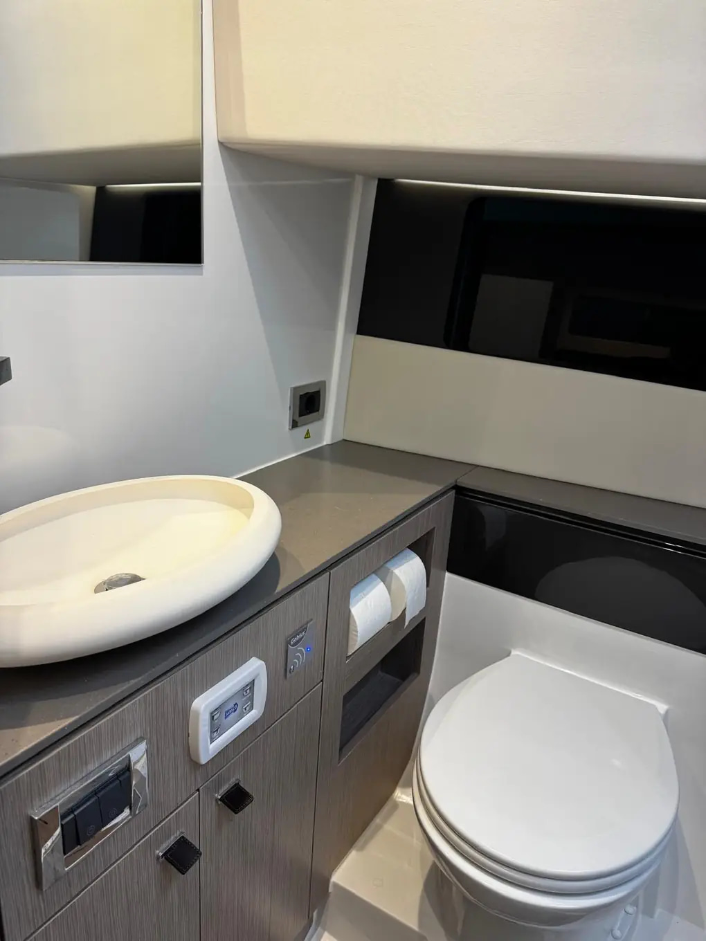2022 Fjord 41 XL for sale (photo 11)