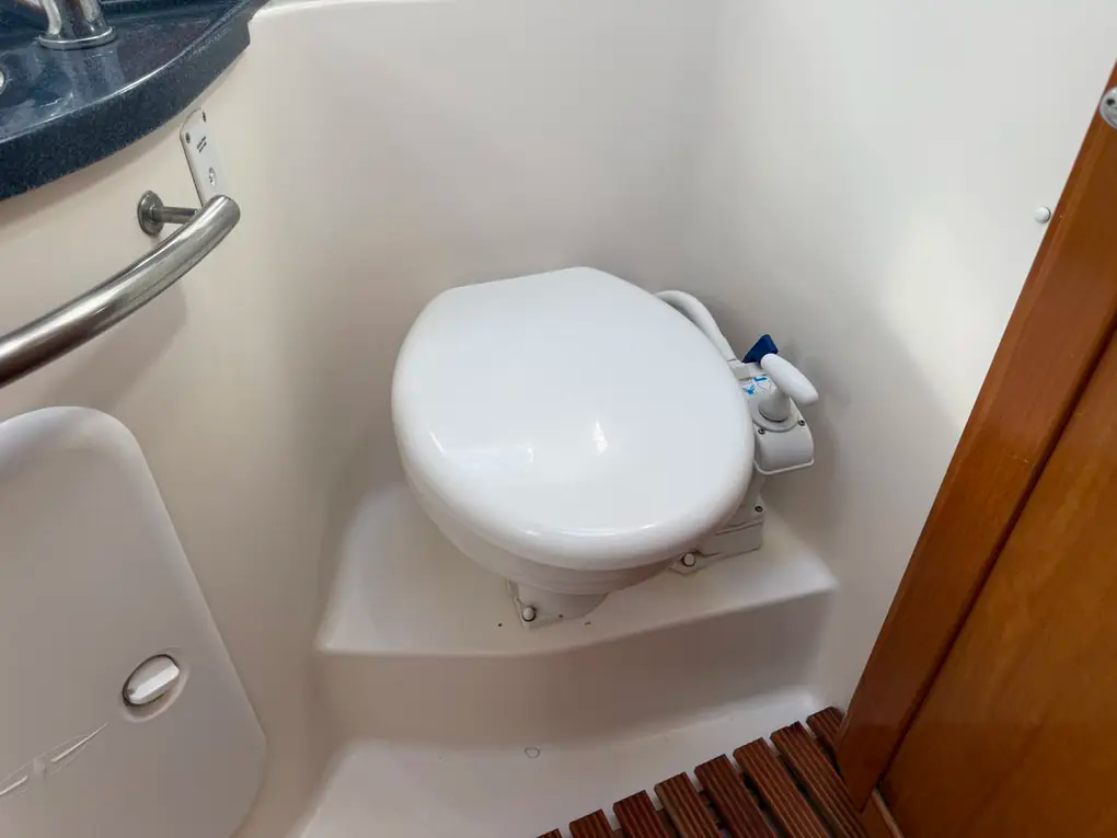2008 Bavaria 46 Cruiser te koop (photo 23)
