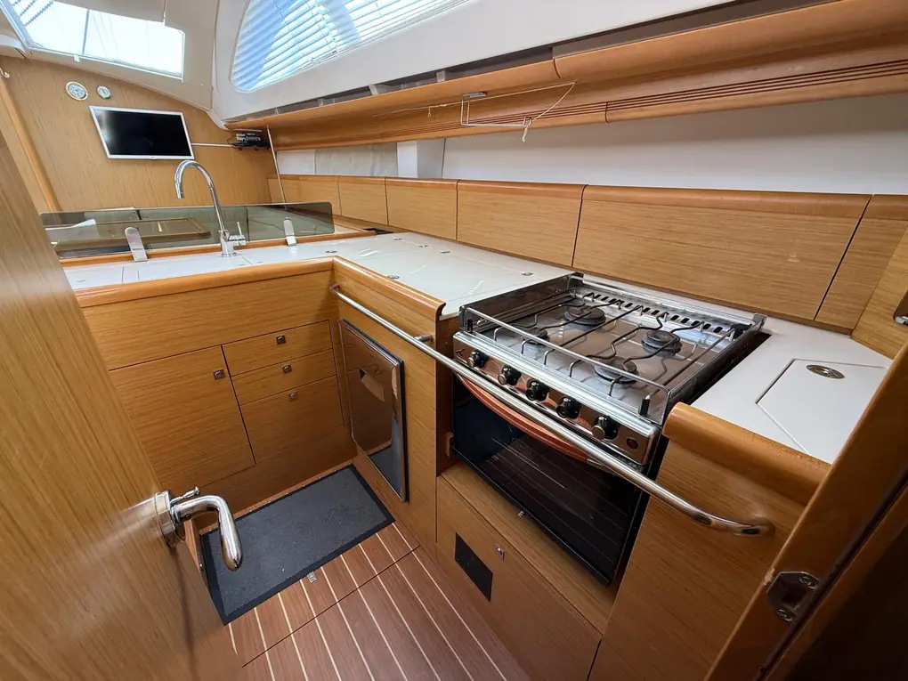 2007 Jeanneau Sun Odyssey 45 DS te koop (photo 47)