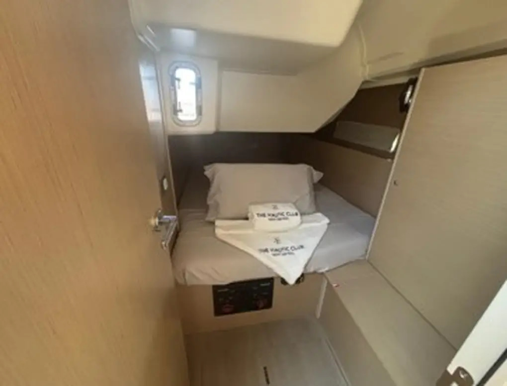 2019 Beneteau Oceanis 40.1 te koop (photo 2)