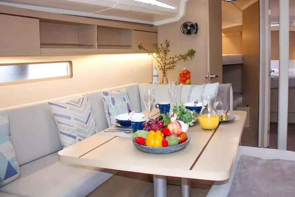 2019 Beneteau Oceanis 40.1 te koop (photo 6)