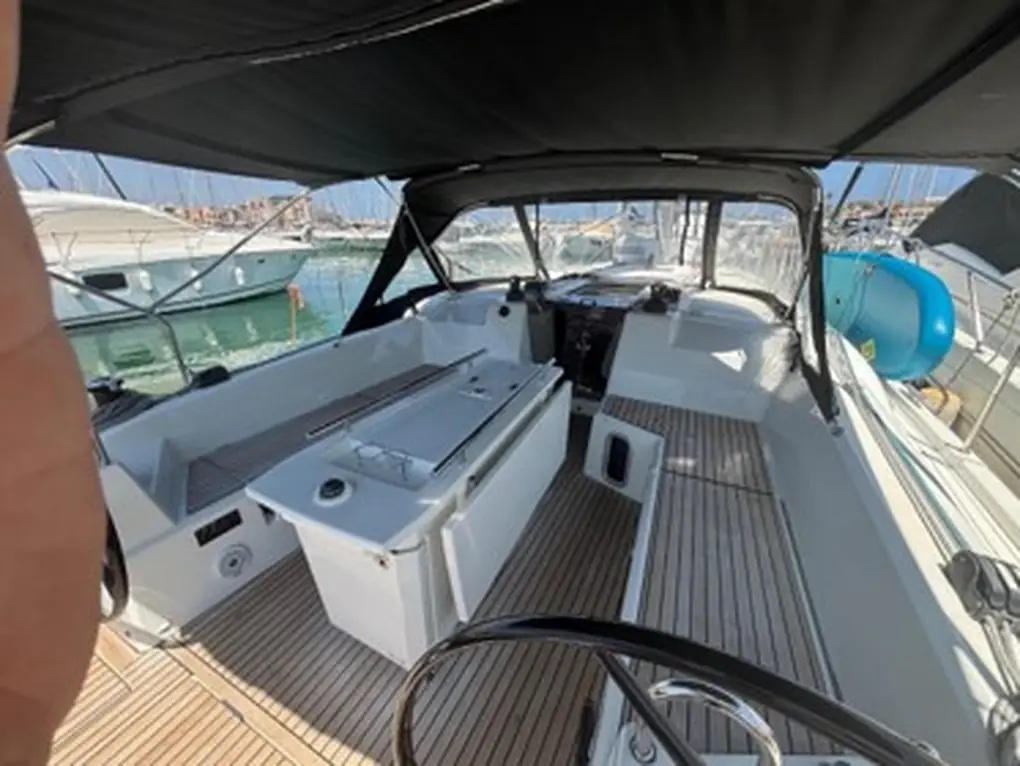 2019 Beneteau Oceanis 40.1 te koop (photo 13)