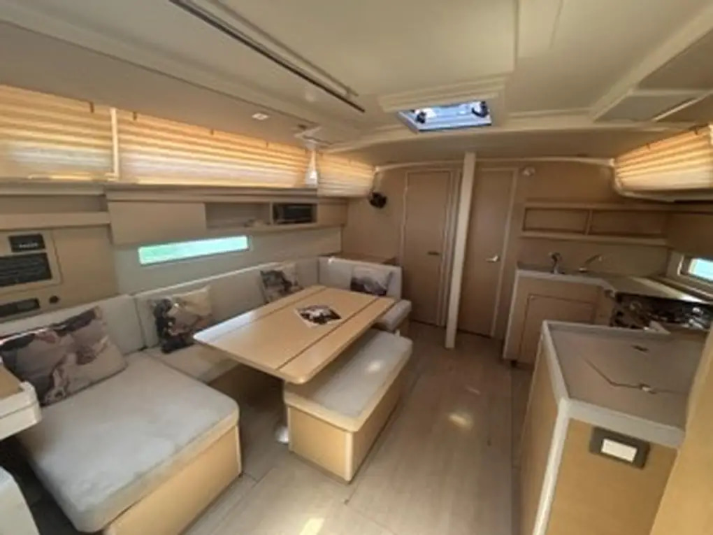 2019 Beneteau Oceanis 40.1 te koop (photo 14)